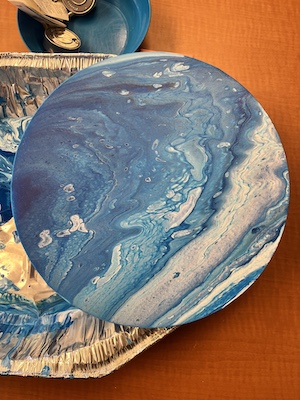 photo of an acrylic pour